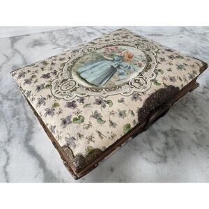 Antique Victorian Celluloid Hinged Photo Album